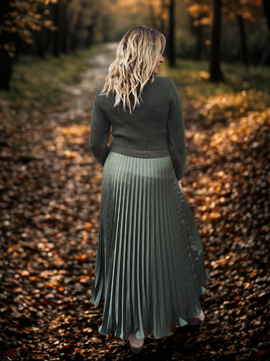 Robe émeraude plissée